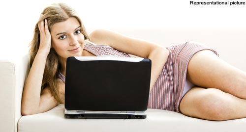 Govt blocks 857 adult sites